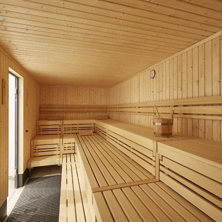 Reetland Am Meer - Premium Reetdachvilla Mit 3 Schlafzimmern, Sauna Und Kamin E24 Dranske Luaran gambar